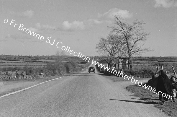 DUBLIN CORK ROAD EMPTY IN WARTIME